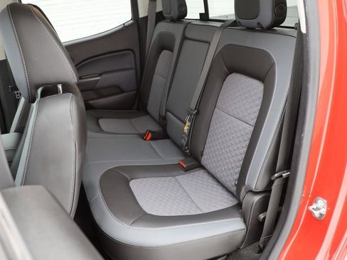 Used 2017 Chevrolet Colorado Z71 image 15