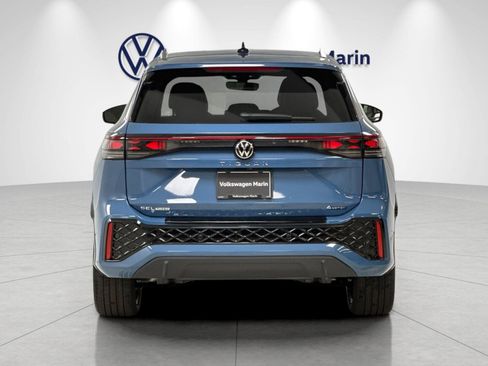 New 2026 Volkswagen Tiguan SEL R-Line AWD/4WD image 4
