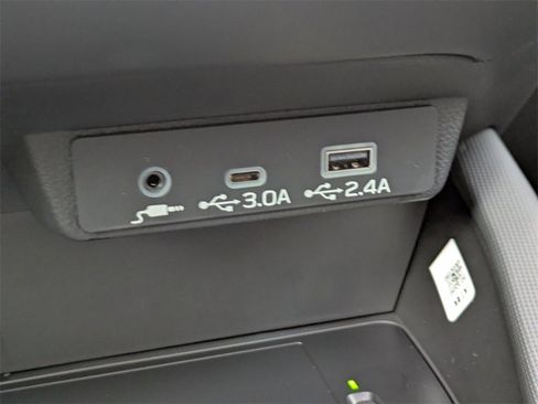 New 2026 Subaru Forester Premium image 23