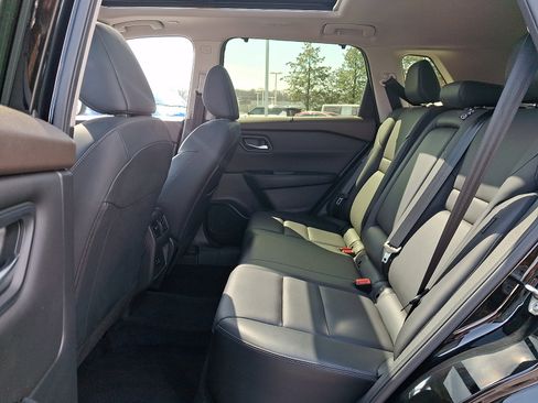 Certified 2023 Nissan Rogue SV w/ SV Premium B Package image 10