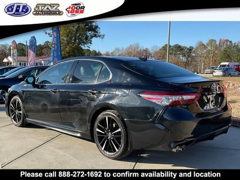 Used 2019 Toyota Camry XSE FWD image 5
