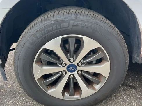 Used 2019 Ford F150 XL w/ Equipment Group 101A Mid AWD/4WD image 7