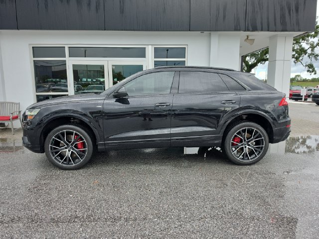 Used 2020 Audi Q8 Prestige AWD/4WD image 4