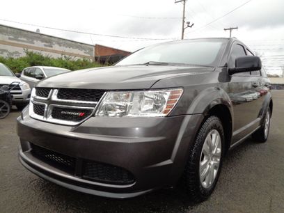 Used 2018 Dodge Journey SE