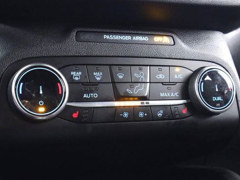 Used 2024 Ford Escape ST-Line AWD/4WD image 25
