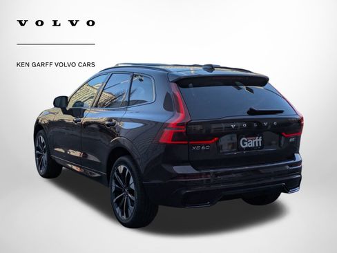 New 2026 Volvo XC60 B5 Plus w/ Climate Package image 5