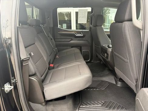 Used 2025 Chevrolet Silverado 1500 RST AWD/4WD image 15