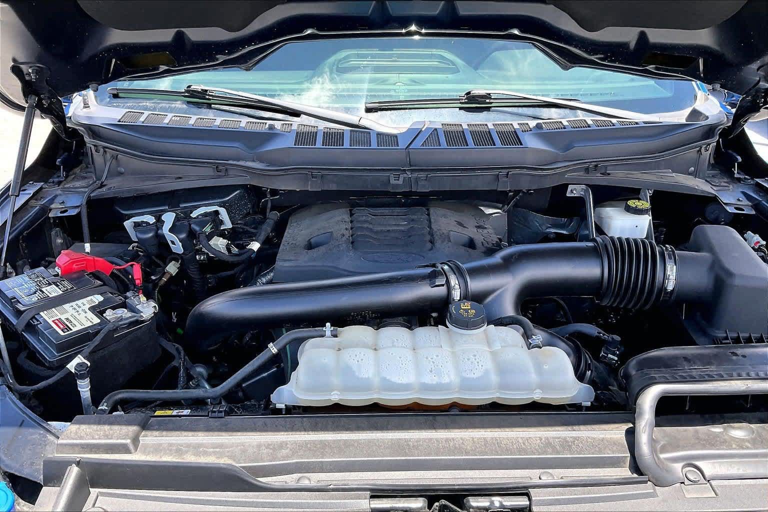 Used 2022 Ford F150 XLT w/ Equipment Group 302A High AWD/4WD image 9