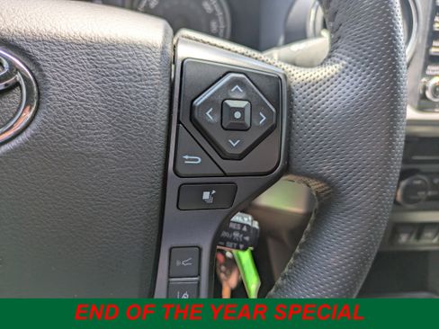 Certified 2022 Toyota Tacoma TRD Off-Road image 20