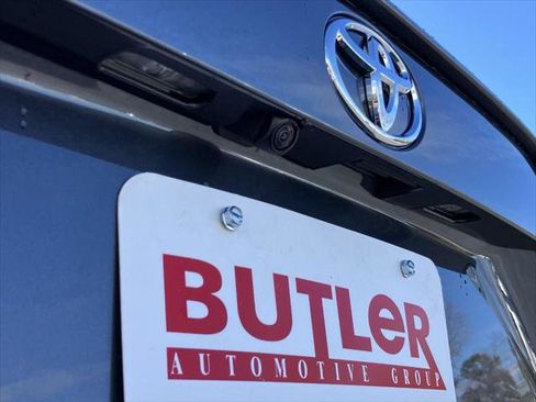 Certified 2025 Toyota RAV4 LE image 10