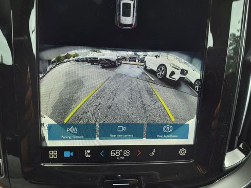 New 2025 Volvo XC60 T8 Core w/ Protection Package Premier image 16