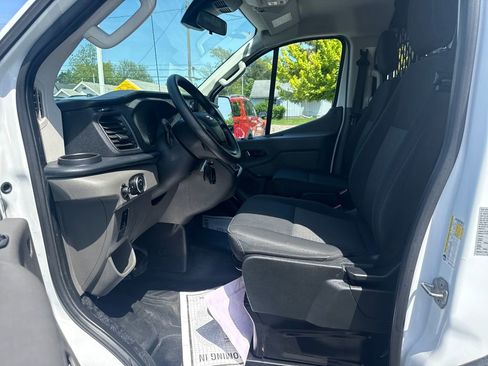 Used 2025 Ford Transit 250 Low Roof w/ Exterior Upgrade Package RWD image 25