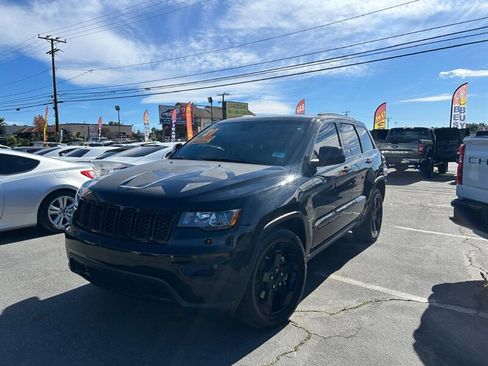 Used 2021 Jeep Grand Cherokee Freedom Edition image 12