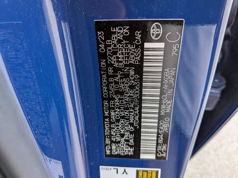 Used 2023 Toyota Prius XLE FWD image 30