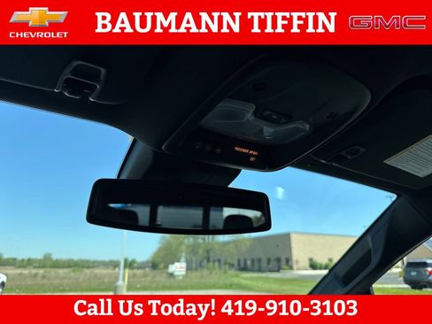 Used 2023 Chevrolet Colorado LT w/ LT Convenience Package II RWD image 16