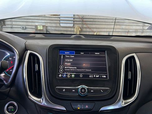 Used 2024 Chevrolet Equinox LT image 21