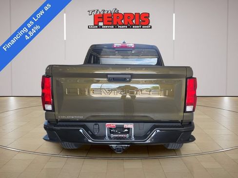 Used 2025 Chevrolet Colorado Trail Boss AWD/4WD image 4