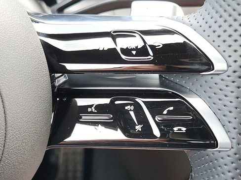 New 2026 Mercedes-Benz GLC 300 4MATIC image 24