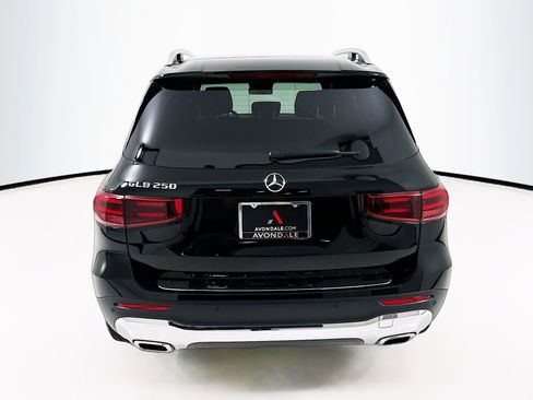 Used 2025 Mercedes-Benz GLB 250 image 7