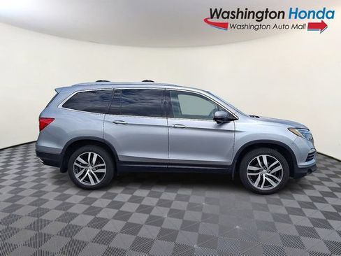 Used 2016 Honda Pilot Touring image 7