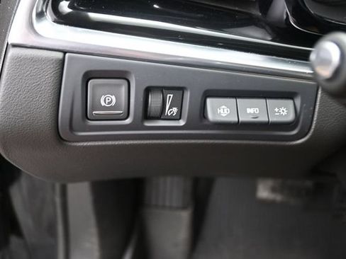 Certified 2024 Cadillac XT6 Premium Luxury w/ Platinum Package AWD/4WD image 29