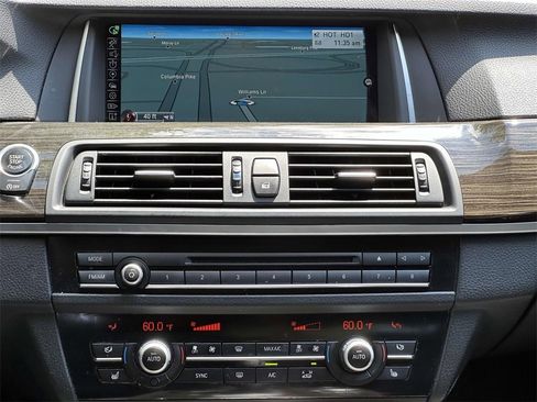 Used 2015 BMW 528i xDrive Sedan image 3