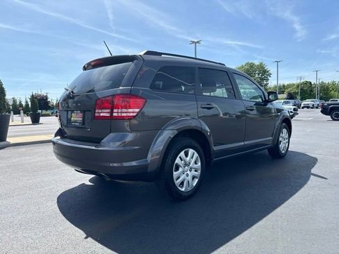 Used 2017 Dodge Journey SE FWD image 7