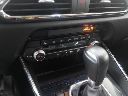 Used 2023 MAZDA CX-9 Touring image 18