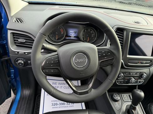 Used 2022 Jeep Cherokee Trailhawk w/ Trailer Tow Group image 16