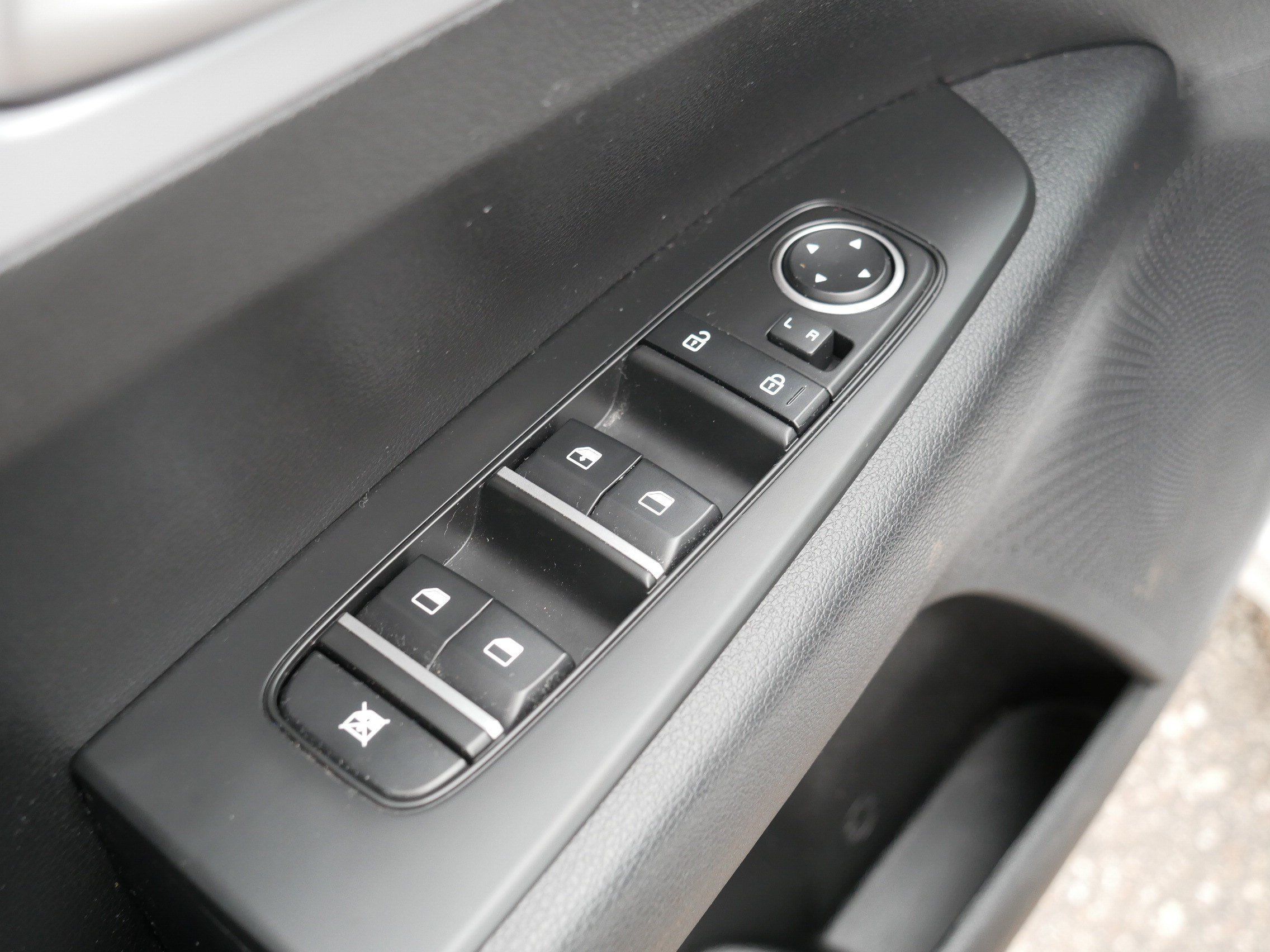 Certified 2023 Kia Forte LXS w/ LXS Technology Package FWD image 19
