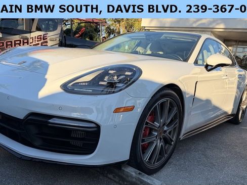 Used 2019 Porsche Panamera GTS image 2