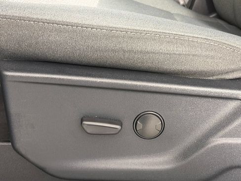 Certified 2025 Ford F250 XLT AWD/4WD image 25