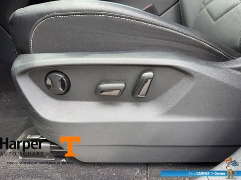 Used 2024 Volkswagen Atlas SE w/ Panoramic Sunroof Package AWD/4WD image 19