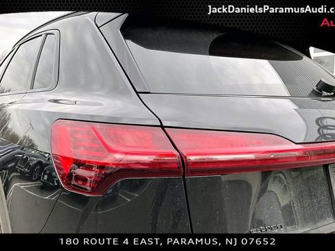 Used 2023 Audi e-tron Chronos w/ Chronos Package image 22