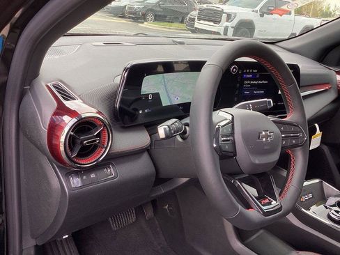 New 2026 Chevrolet Equinox RS w/ Safety and Technology Package FWD image 9