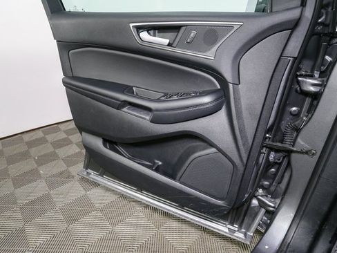 Used 2024 Ford Edge SEL w/ Convenience Package image 37