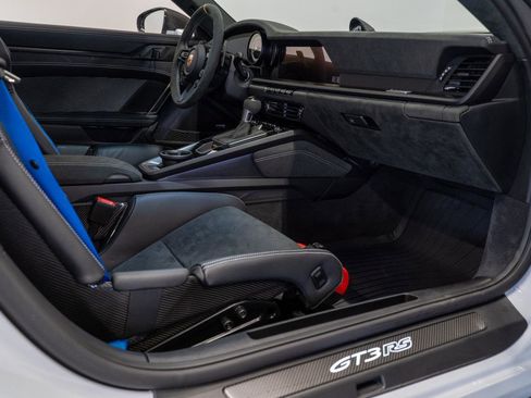 Used 2025 Porsche 911 GT3 RS image 14
