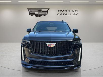 Certified 2023 Cadillac Escalade V w/ Heavy-Duty Trailer Package
