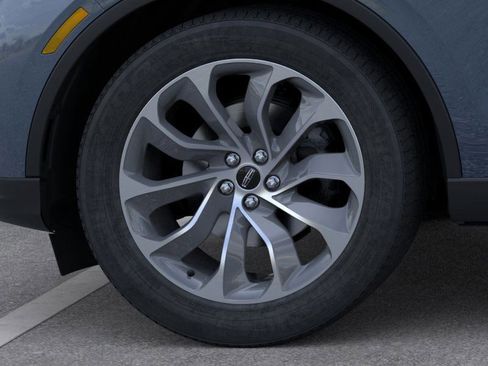 New 2026 Lincoln Aviator AWD image 19