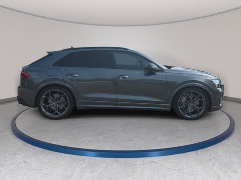Used 2025 Audi RS Q8 performance AWD/4WD image 4