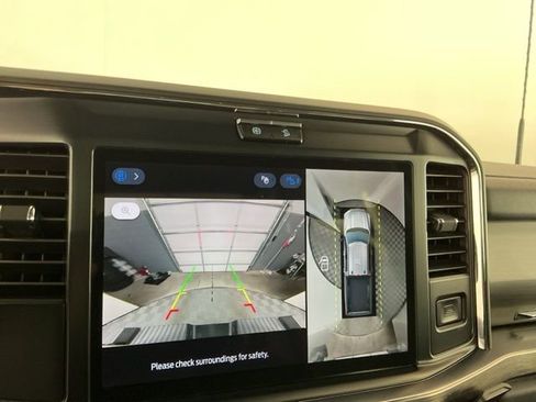 Used 2025 Ford F350 Lariat w/ Black Appearance Package image 22