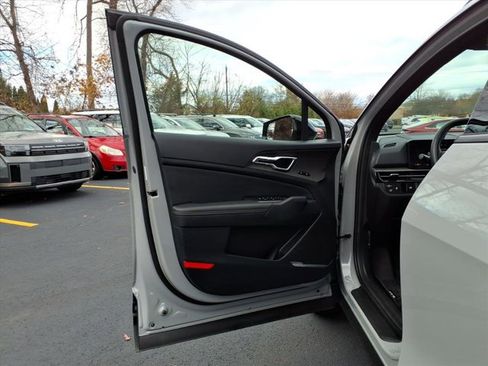 Used 2026 Kia Sportage X-Pro Prestige image 24