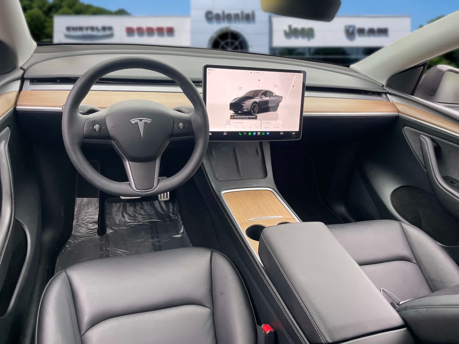Used 2024 Tesla Model Y Performance AWD/4WD image 15