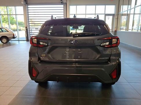 Certified 2024 Subaru Crosstrek 2.0i Premium image 5
