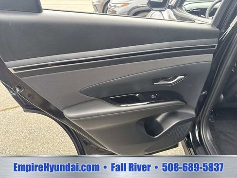 Used 2022 Hyundai Tucson SEL w/ Convenience + Premium Package AWD/4WD image 17