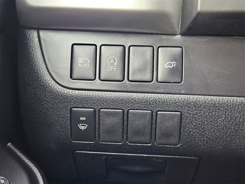 Used 2018 Toyota Highlander XLE image 20