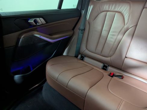 Used 2022 BMW X5 sDrive40i w/ Premium Package image 12