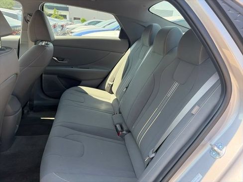 Used 2026 Hyundai Elantra Sport FWD image 10