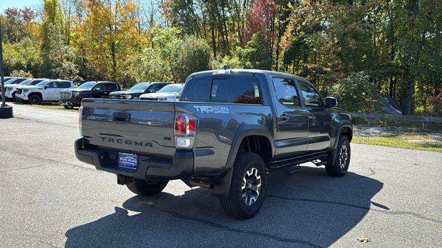 Used 2022 Toyota Tacoma TRD Off-Road AWD/4WD image 6