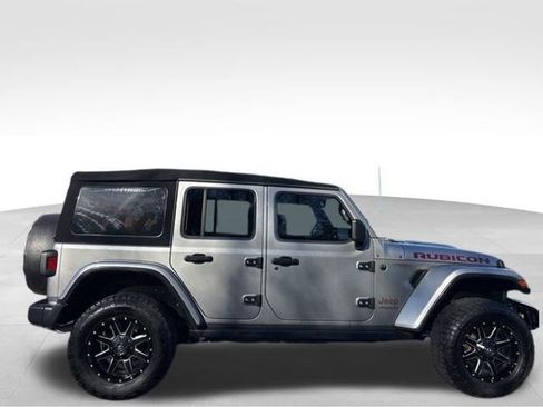 Used 2018 Jeep Wrangler Unlimited Rubicon AWD/4WD image 6